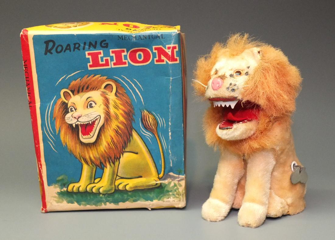 Roaring shop lion toy