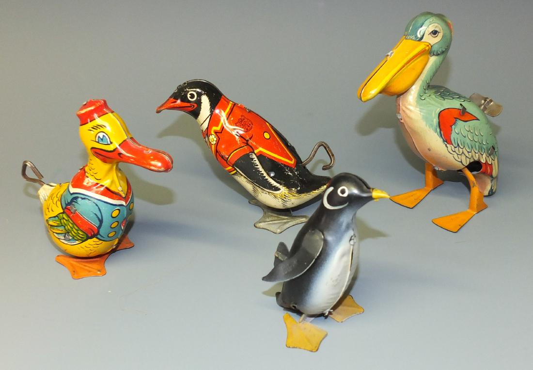 4 CHEIN WINDUP BIRDS PELICAN PENGUINS DUCK (1 of 5)