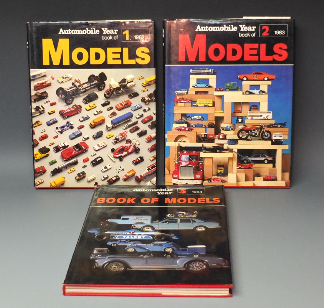 3 AUTOMOBILE YEAR BOOK OF MODELS CAR BOOKS