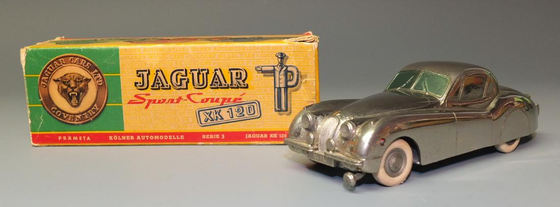 PRAMETA CHROME JAGUAR WINDUP CAR & BOX (1 of 10)