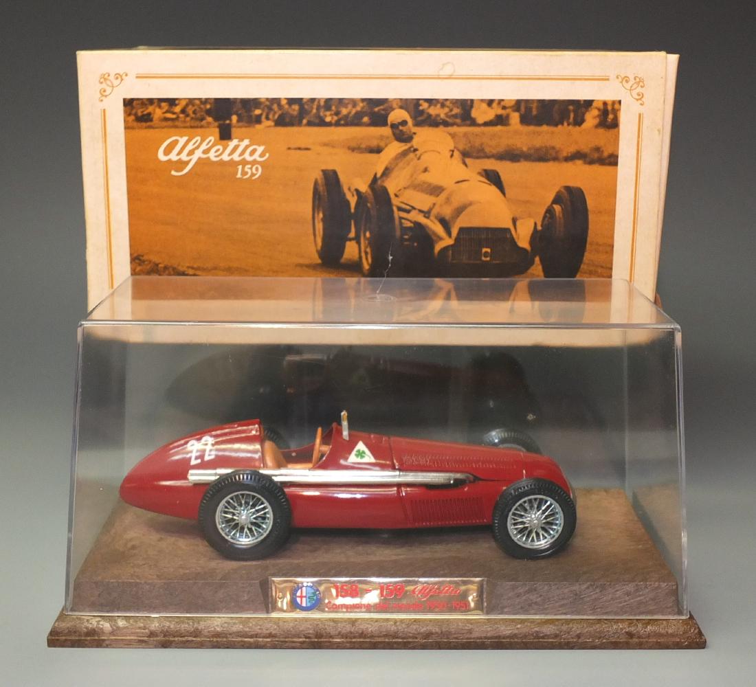 MATTEL ALFA ROMEO ALFETTA 159 & BOX (1 of 9)