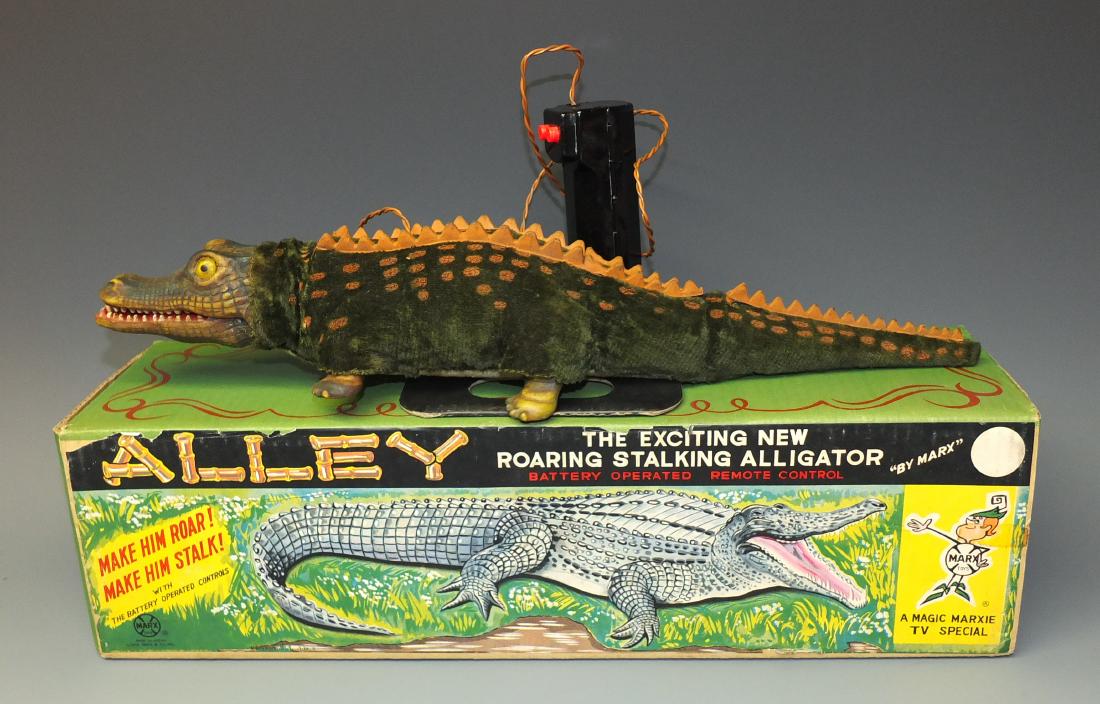 MARX  ALLEY BATTERY OP RC ALLIGATOR & BOX (1 of 15)
