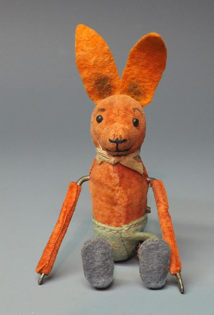 SCHUCO GERMAN 884 TURN TUMBLING RABBIT TIN WINDUP (1 of 4)