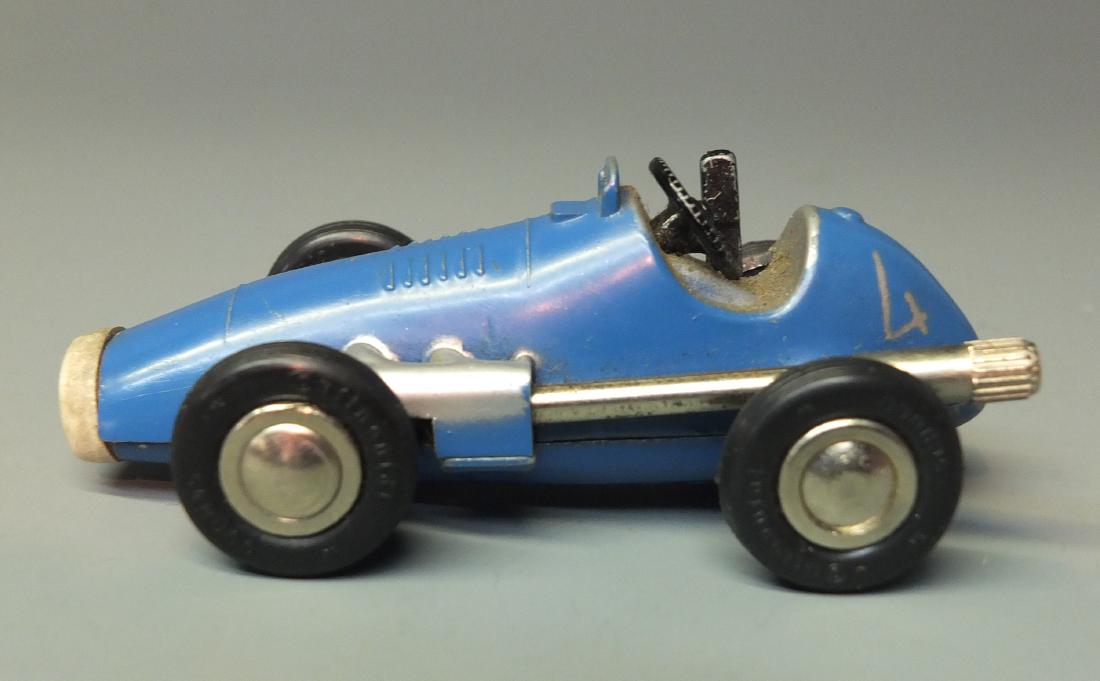 SCHUCO GERMAN 1040 WIND UP MICRO RACER (1 of 5)