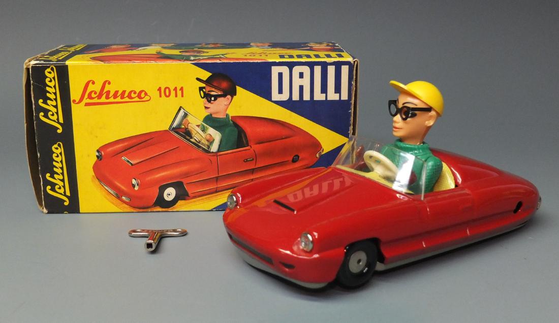 SCHUCO GERMAN 1011 DALLI TIN WIND UP CAR & BOX (1 of 10)
