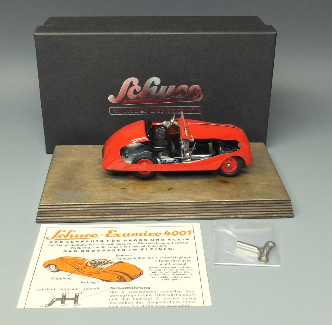 SCHUCO GERMAN CUTAWAY 4001 EXAMICO WIND UP CAR & BOX (1 of 8)