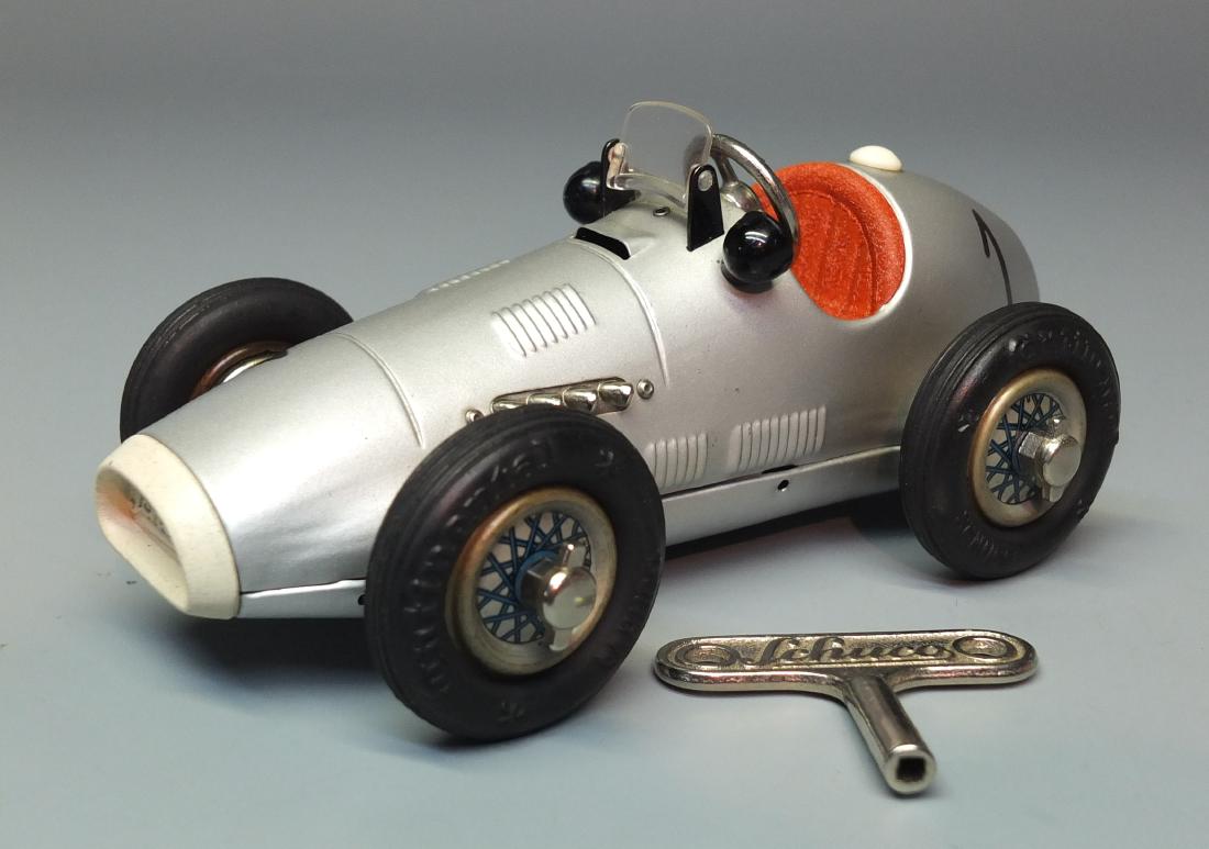 SCHUCO GERMAN 1070 GRAND PRIX WIND UP RACE CAR