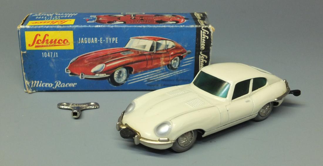 Schuco Micro Racer 1047/1 Jaguar E Type