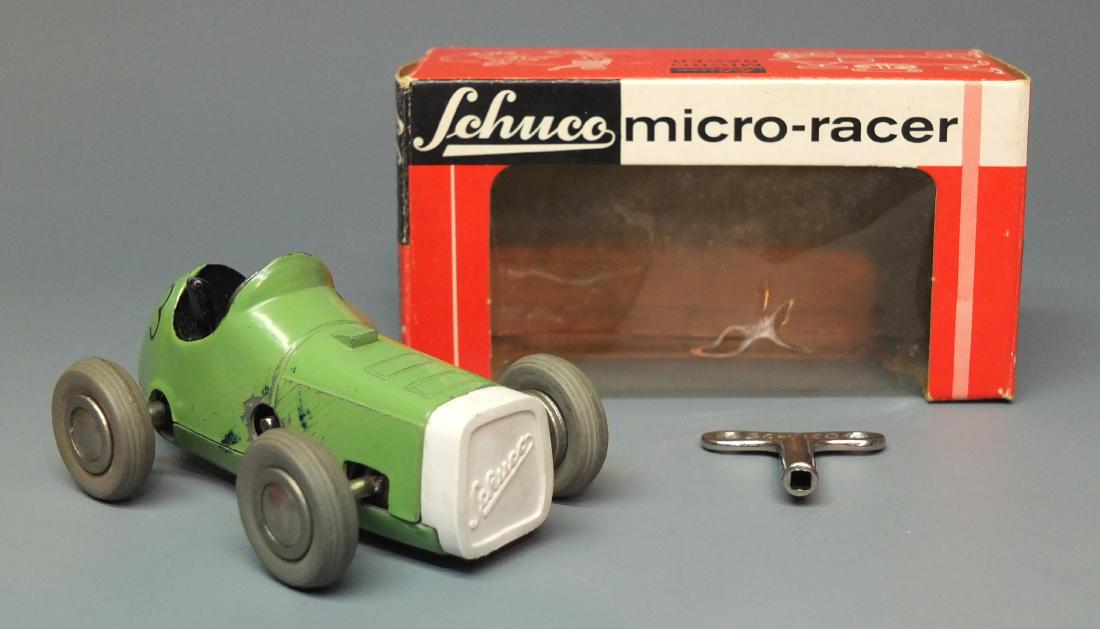 SCHUCO GERMAN 1041 MIDGET WIND UP MICRO RACER & BOX (1 of 8)