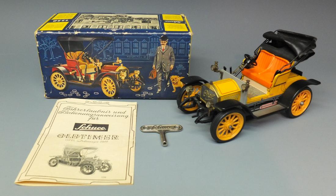 SCHUCO GERMAN 1228 OLDTIMER 1909 OPEL DOKTOR WAGEN CAR (1 of 9)