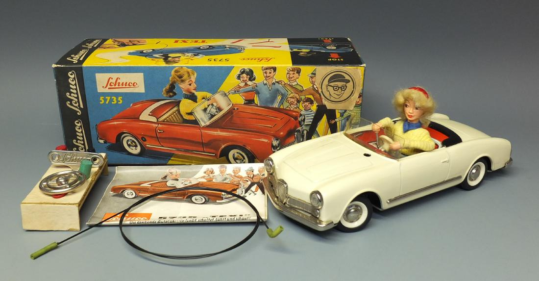 SCHUCO 5735 TEXI TIN WIND UP CAR & BOX (1 of 14)