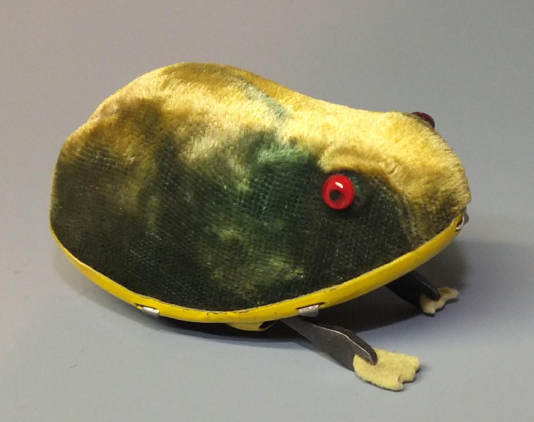 RARE INCO GIOCHI ITALY FLIPO FROG TIN WINDUP (1 of 4)