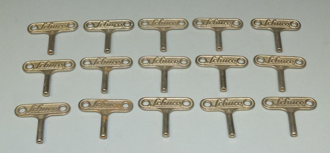 LOT OF 15 ORIGINAL #3 SCHUCO WIND UP TOY KEYS (1 of 2)