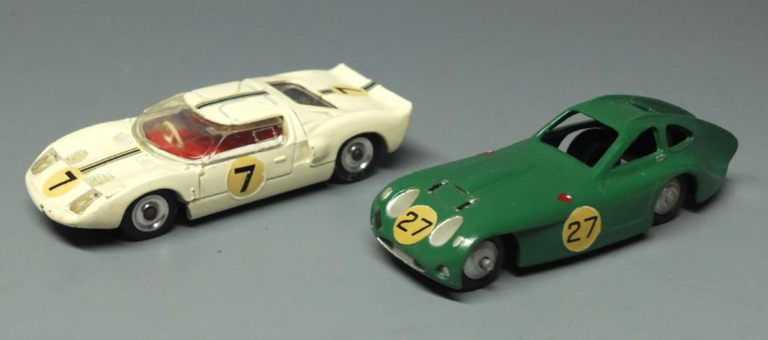 2 DINKY RACERS FORD GT & BRISTOL 450 (1 of 7)