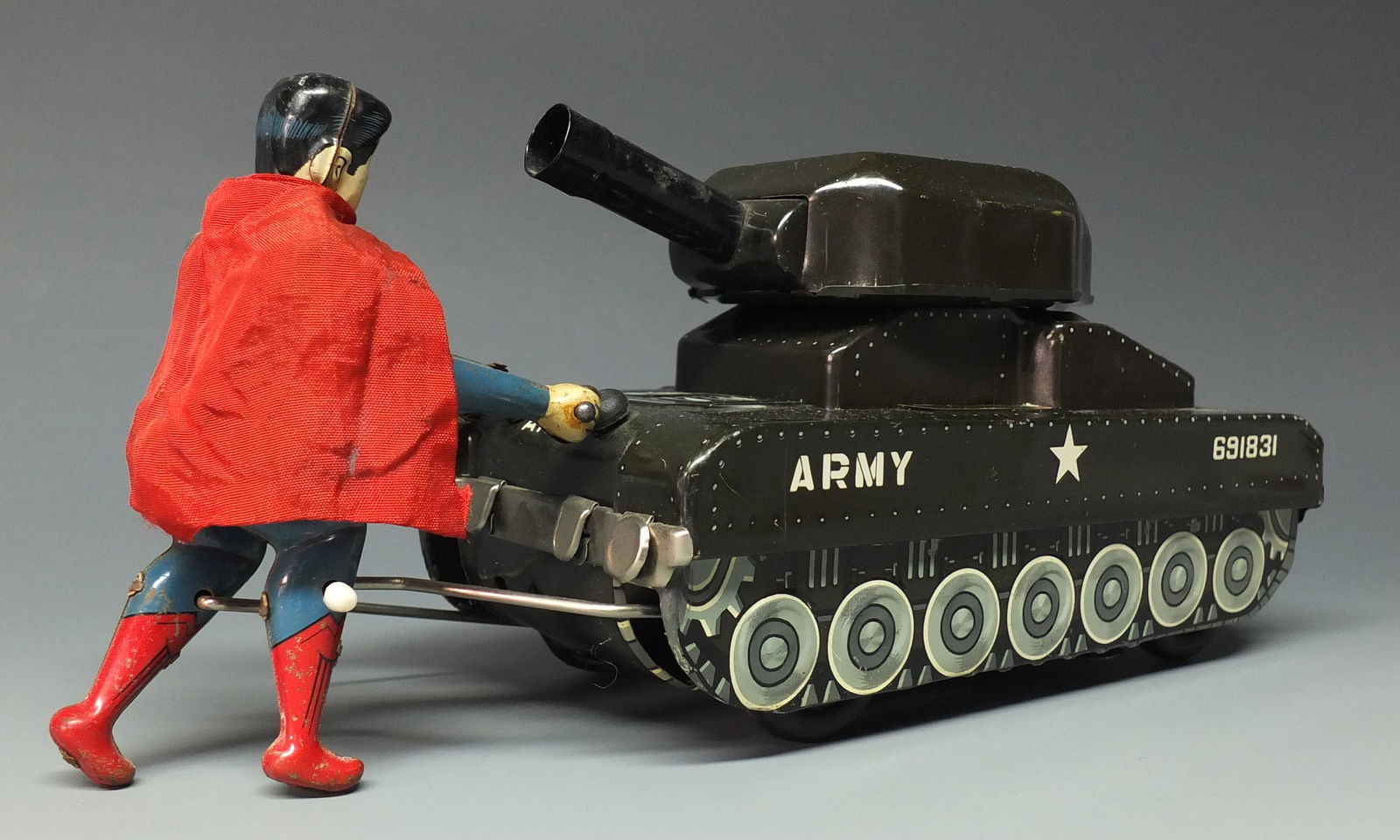 LINEMAR SUPERMAN FIGHTING TANK BATTERY OPERATED: Made in Japan by Linemar. This is Considered One of the Hardest to Find & Most Desirable of All of the Superman Toys Produced! Very Rare 1950's Tin Litho Battery Operated Super Hero Toy w/ Superman Ba