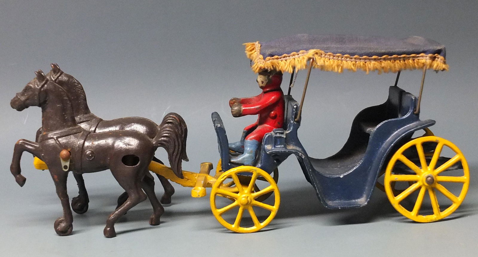 Antique Stanley Cast Iron Horse Drawn Carriage