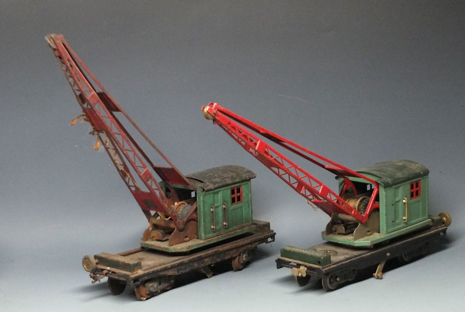 2 LIONEL STANDARD GUAGE CRANES 219 (1 of 5)