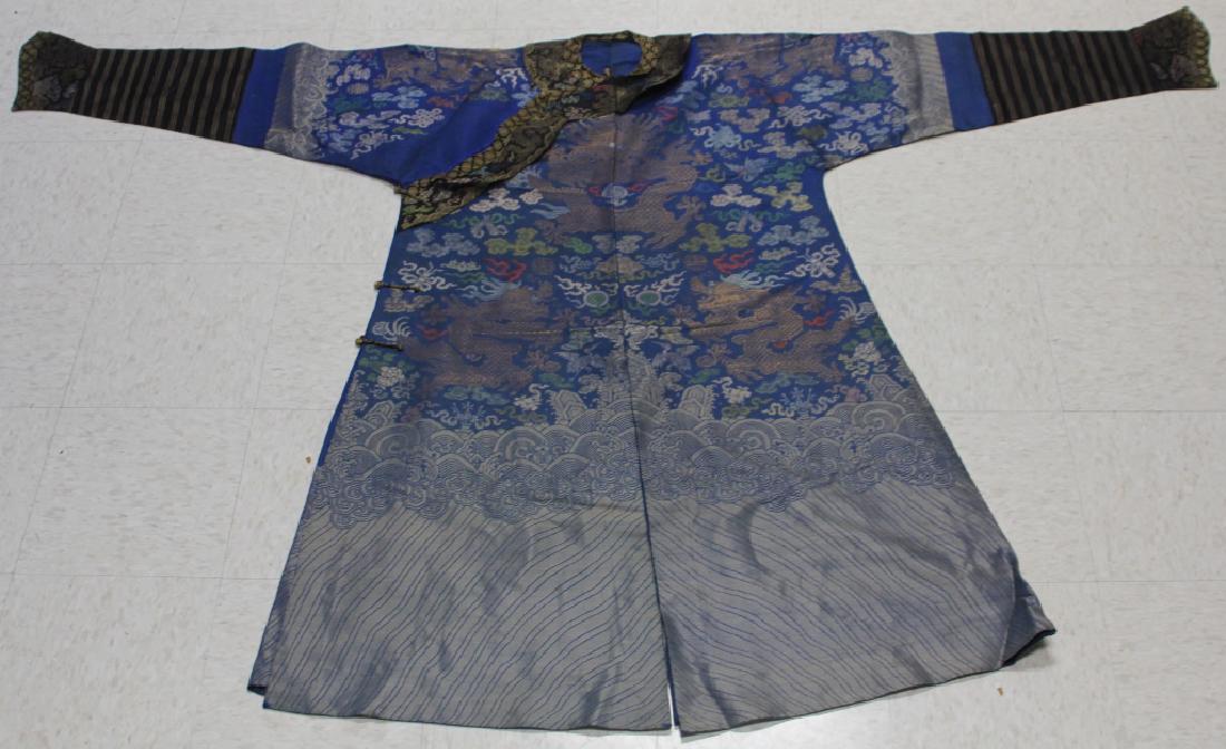 VINTAGE CHINESE EMBROIDERED ROBE (1 of 11)