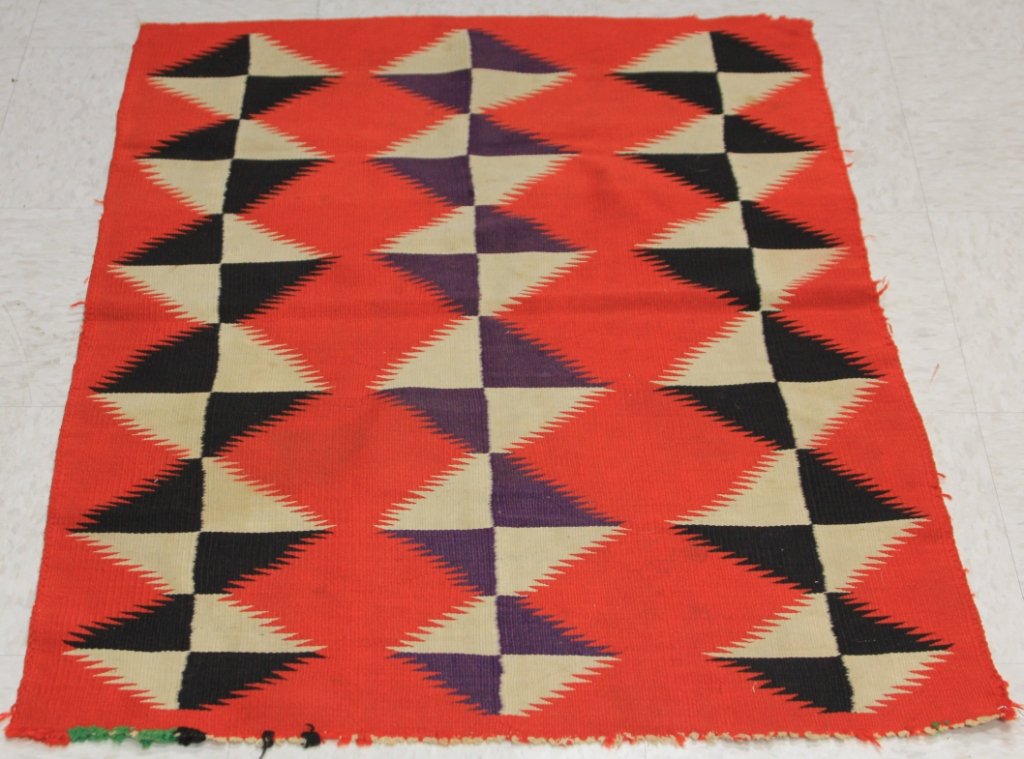 EARLY NAVAJO WEAVING (1 of 2)