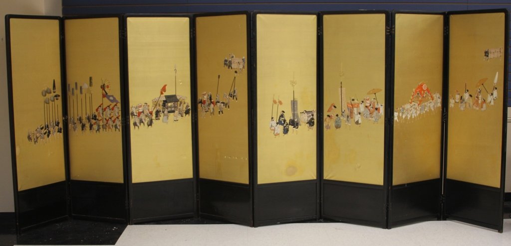 EARLY JAPANESE SILK EMBROIDERED (8) PANEL SCREEN (1 of 10)