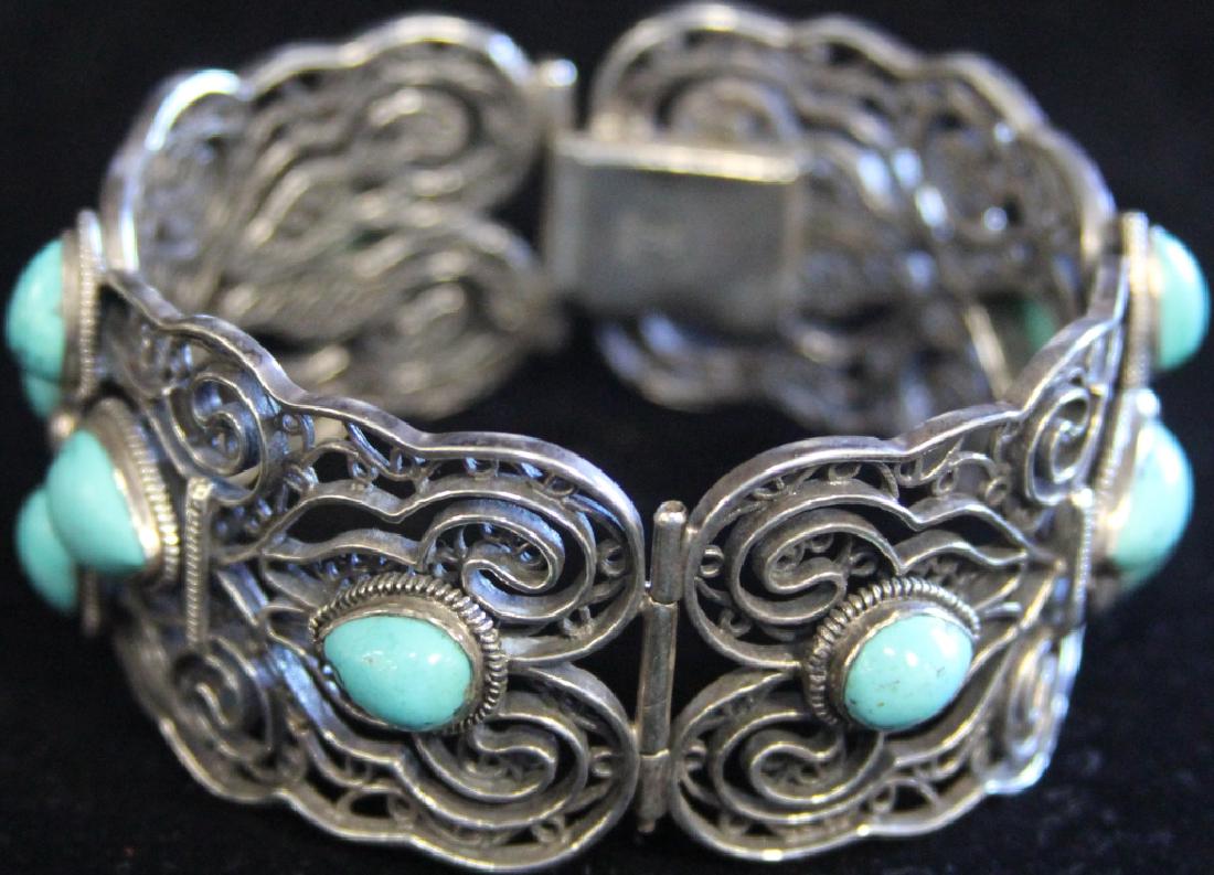 TURQUOISE & STERLING SILVER HINGED BANGLE (1 of 1)
