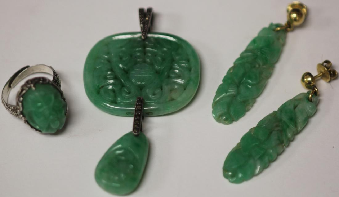 LOT OF (4) CHINESE GREEN JADE JEWELRY (1 of 8)