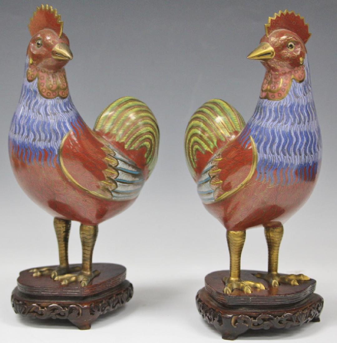 PAIR OF VINTAGE CHINESE CLOISONNE FIGURAL CHICKENS (1 of 3)