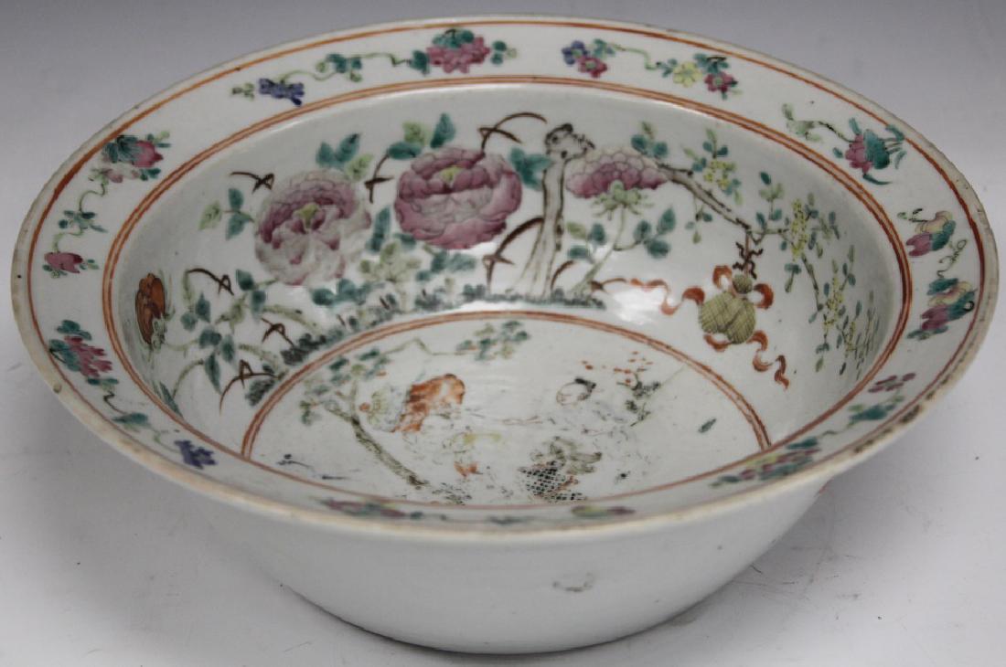 VINTAGE CHINESE PAINTED PORCELAIN BOWL, 11 1/2" D (1 of 4)