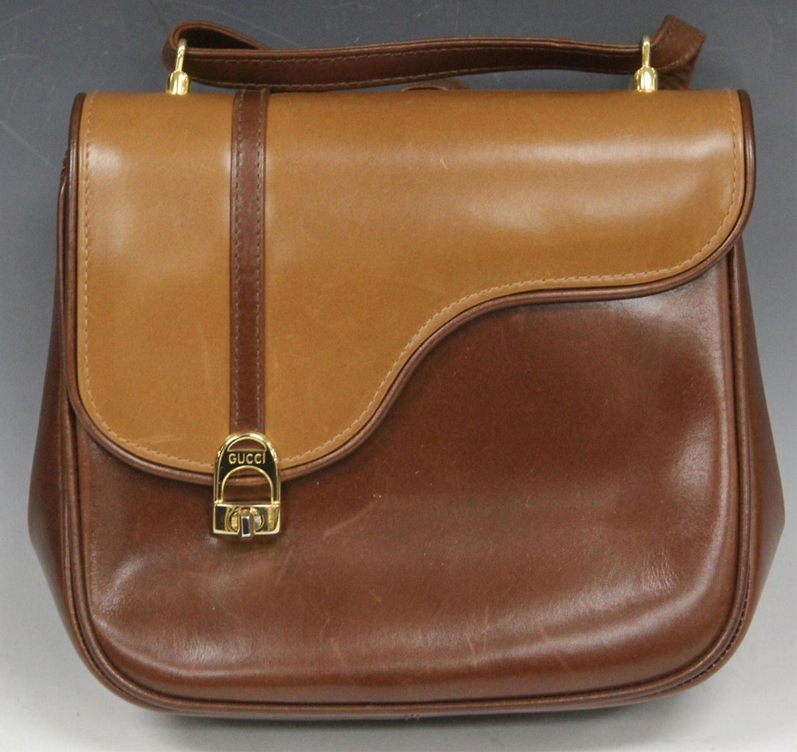 GUCCI BROWN LEATHER BAG (1 of 2)