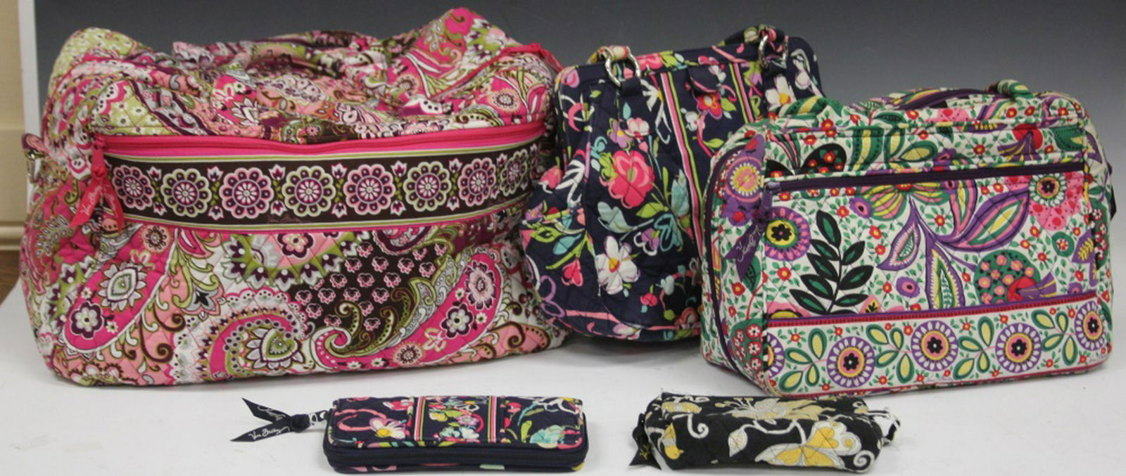 LOT OF (5) VERA BRADLEY BAGS (1 of 1)
