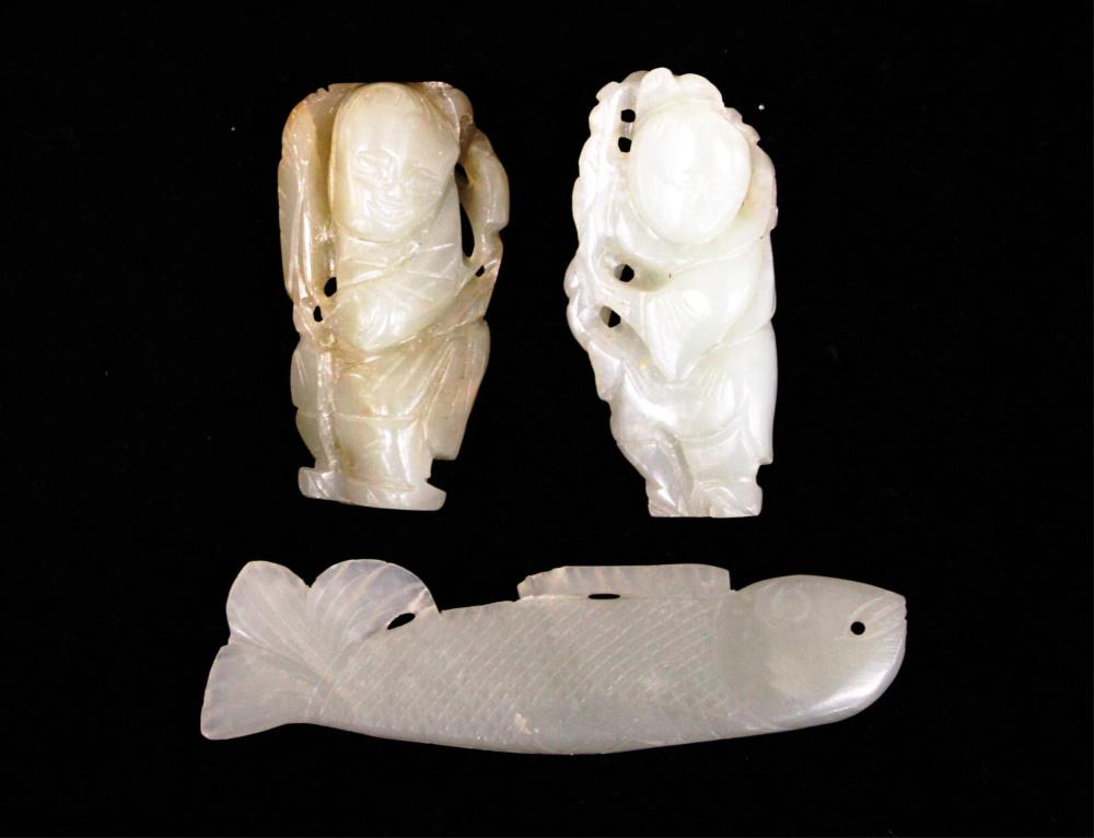 LOT OF (3) CHINESE CARVED JADE PENDANTS (1 of 2)