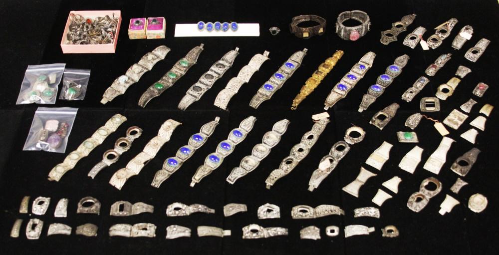 LOT OF CHINESE SILVER BRACELETS (1 of 7)