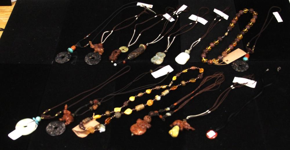 LOT OF (14) VINTAGE CHINESE NECKLACES, JADE (1 of 6)