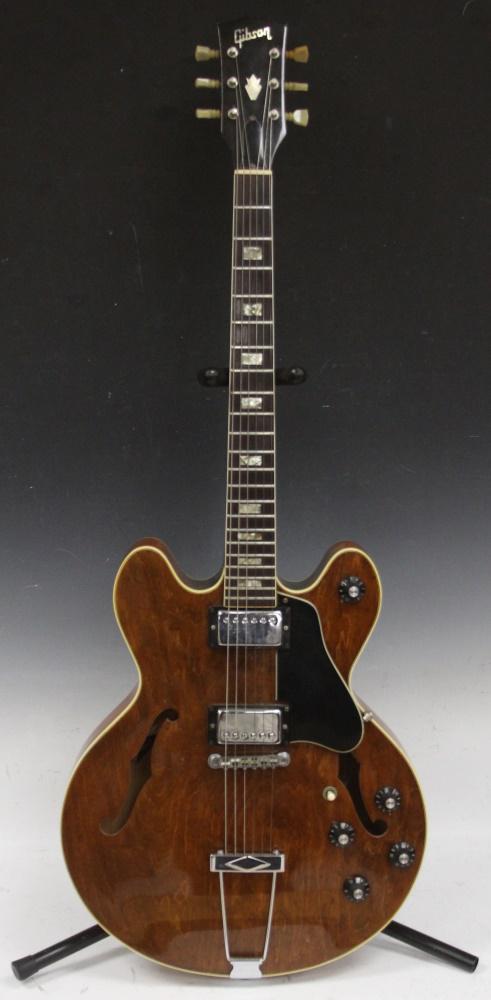 GIBSON 1969 (ES 150 D) U.S.A: Walnut, cherry Serial number - 175337 Some surface scratches to back of guitar Third party shipping only