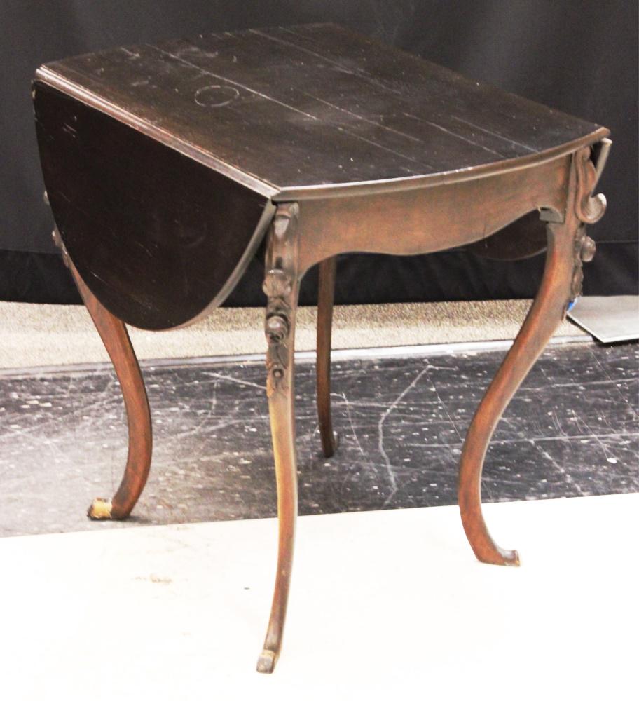 CONTINENTAL 19TH C. DROP LEAF TABLE (1 of 5)