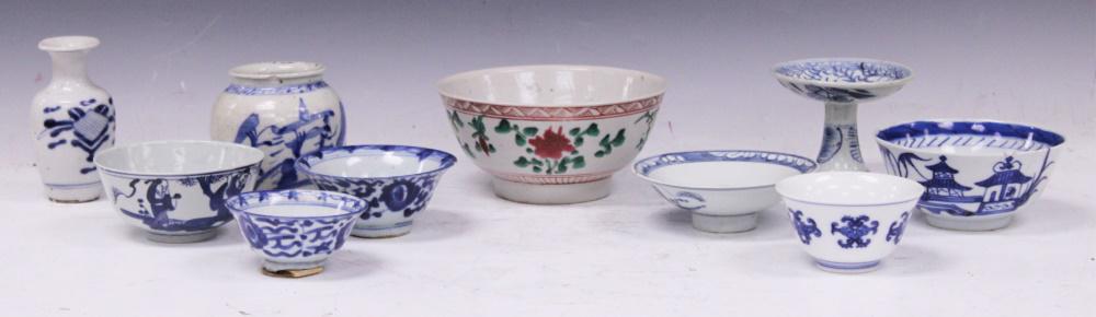 LOT (11) VINTAGE CHINESE PORCELAIN BOWLS, CUPS (1 of 12)