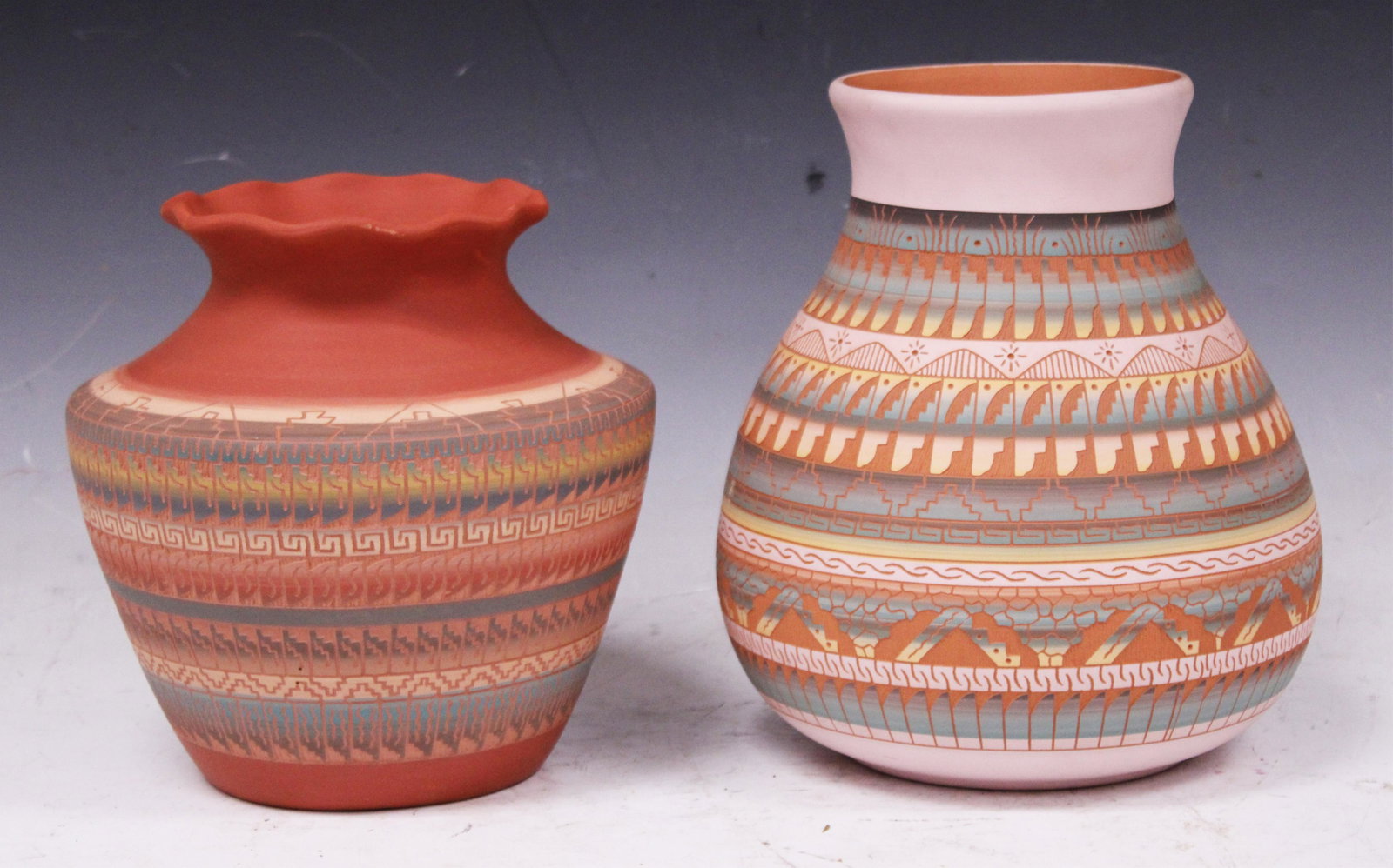 NATIVE AMERICAN (LOT OF 2) NAVAJO POTTERY (1 of 6)