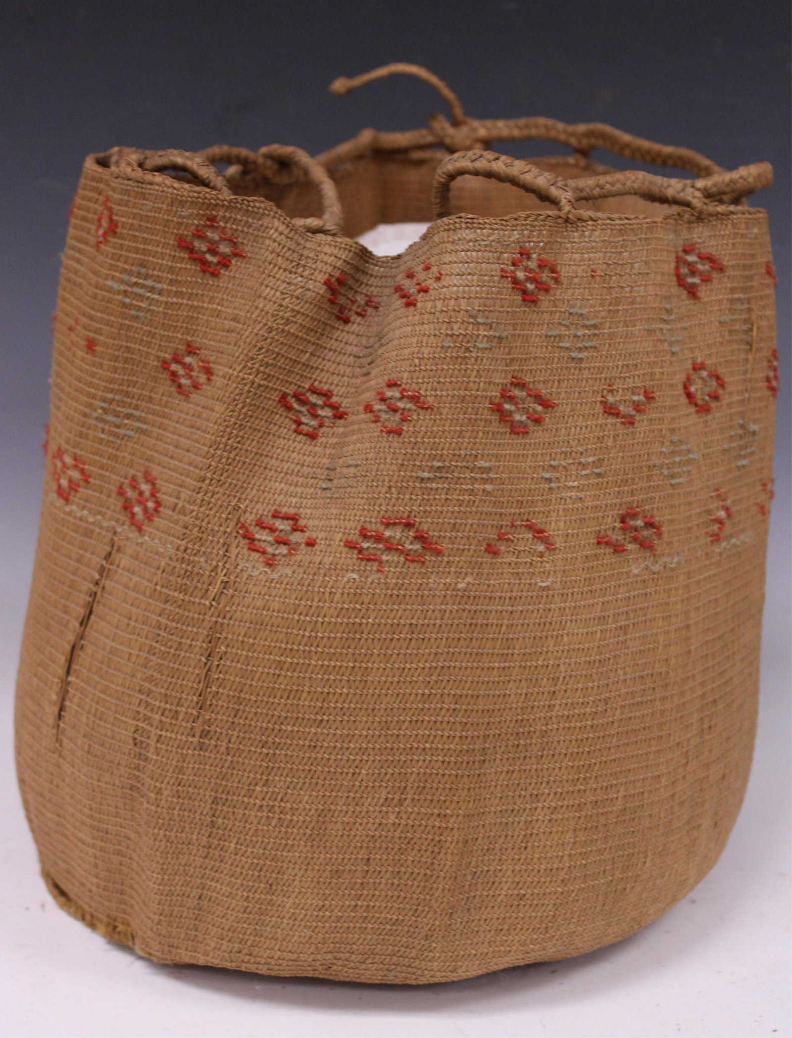 NATIVE  AMERICAN ALEUT BAG, ALASKAN (1 of 6)