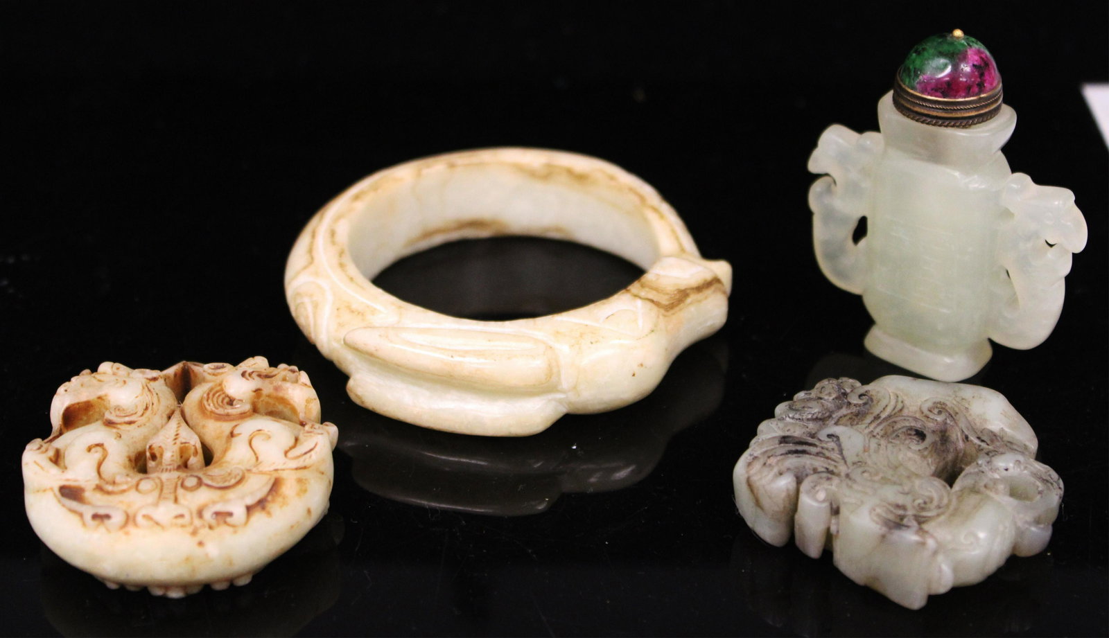 CHINESE SNUFF BOTTLE, JADE- LOT OF (4) (1 of 5)