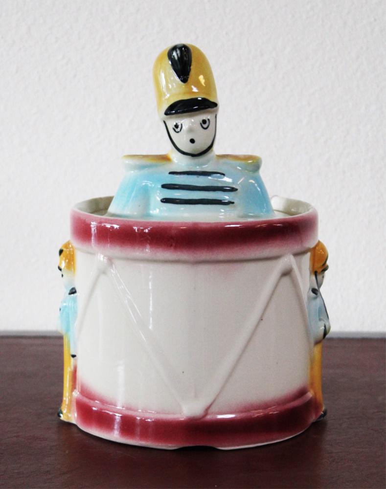 1940'S SHAWNEE DRUM MAJOR COOKIE JAR: Height - 10" No in-house shipping available for this item View our list of Recommended Shippers