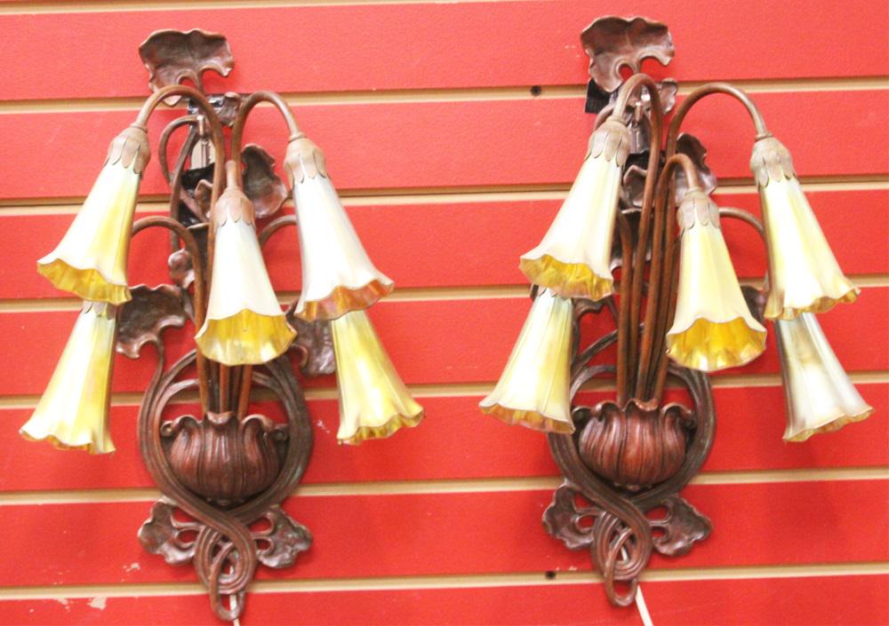 PAIR WALL SCONCES W/ TULIP SHADES (1 of 4)