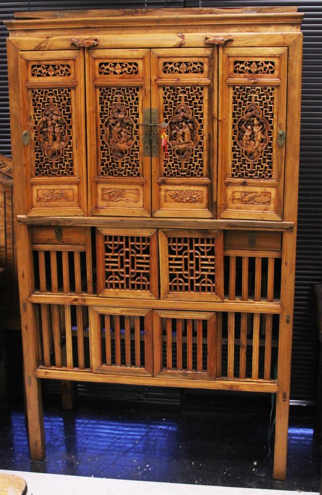 CHINESE VINTAGE CARVED WOOD PANELED CABINET: Height- 65" Width-39" Depth-20" Buyer is responsible to arrange shipment of this lot with 3rd party shipper. Please view