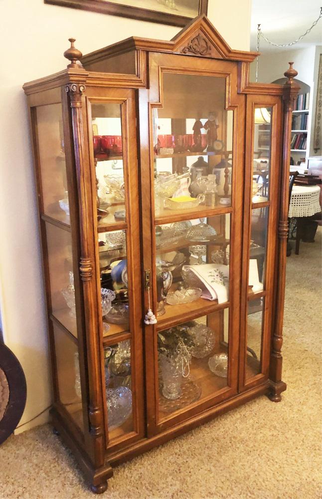 CONTINENTAL WALNUT GLASS CURIO CABINET, CA. 1900 (1 of 1)