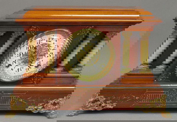 SETH THOMAS CHERRY MANTLE CLOCK: SETH THOMAS CHERRY MANTLE CLOCK