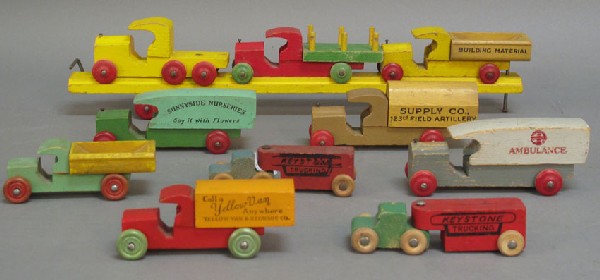 LOT OF PAINTED WOOD TOYS: LOT OF PAINTED WOOD TOYS
