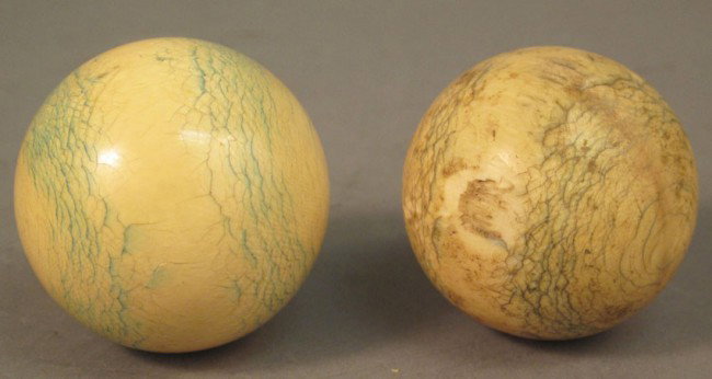 LOT OF (2) IVORY BILLIARD BALLS: LOT OF (2) IVORY BILLIARD BALLS