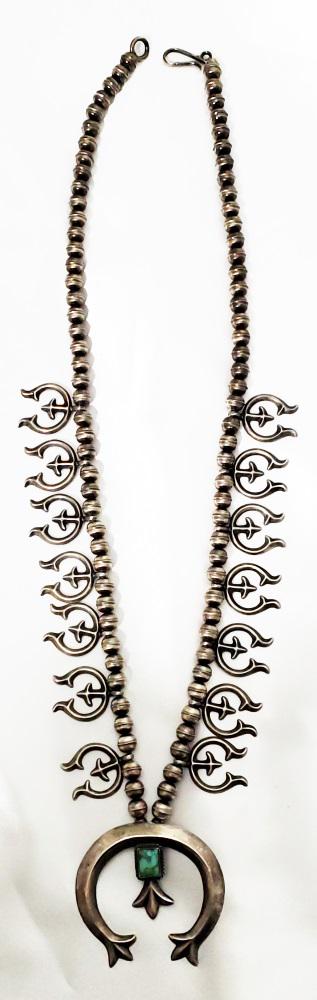 NATIVE AMERICAN SILVER SQUASH BLOSSOM NECKLACE (1 of 5)