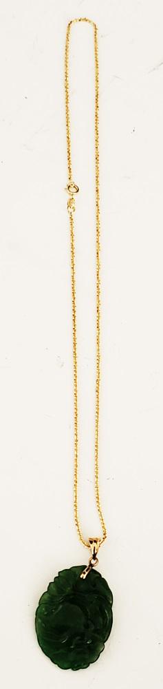 LADYS VINTAGE JADE 14KT NECKLACE (1 of 2)