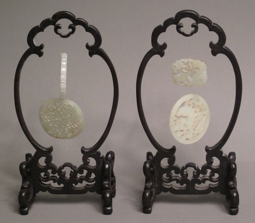 LOT OF (2): CHINESE CARVED STANDS with (4) pcs. o: LOT OF (2): CHINESE CARVED STANDS with (4) pcs. of Jade