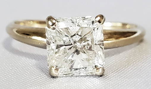 PRINCESS CUT 2.06 CTS DIAMOND SOLITAIRE 18KT RING